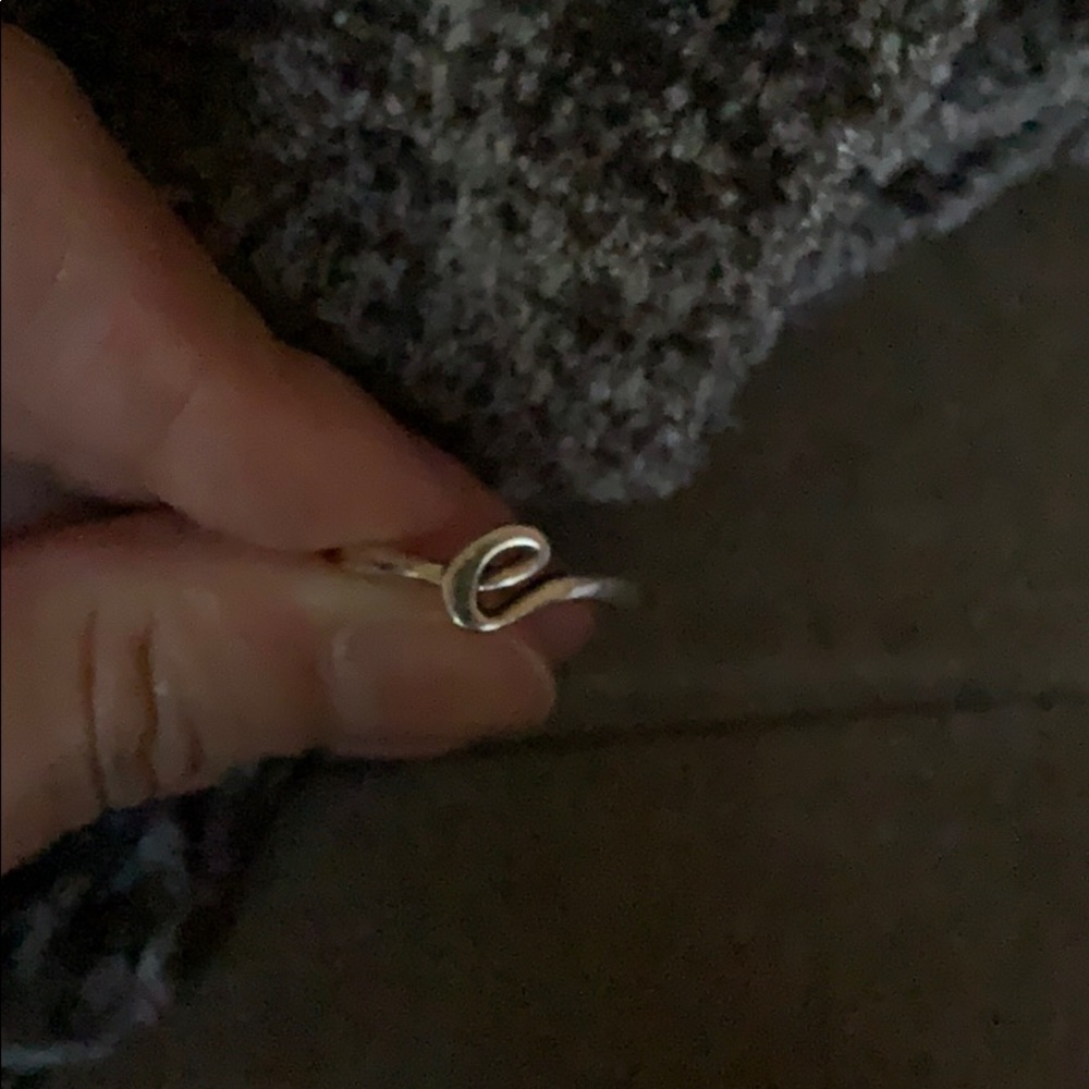 “e” ring
